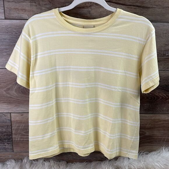L.L. Bean Ladies Pullover Short Sleeve Top, Size Small, Yellow & White - Picture 2 of 5